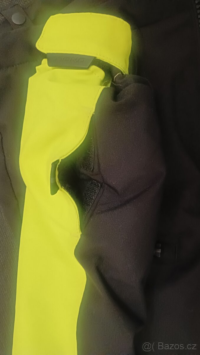 Dětská lyžařská bunda a boty - 17