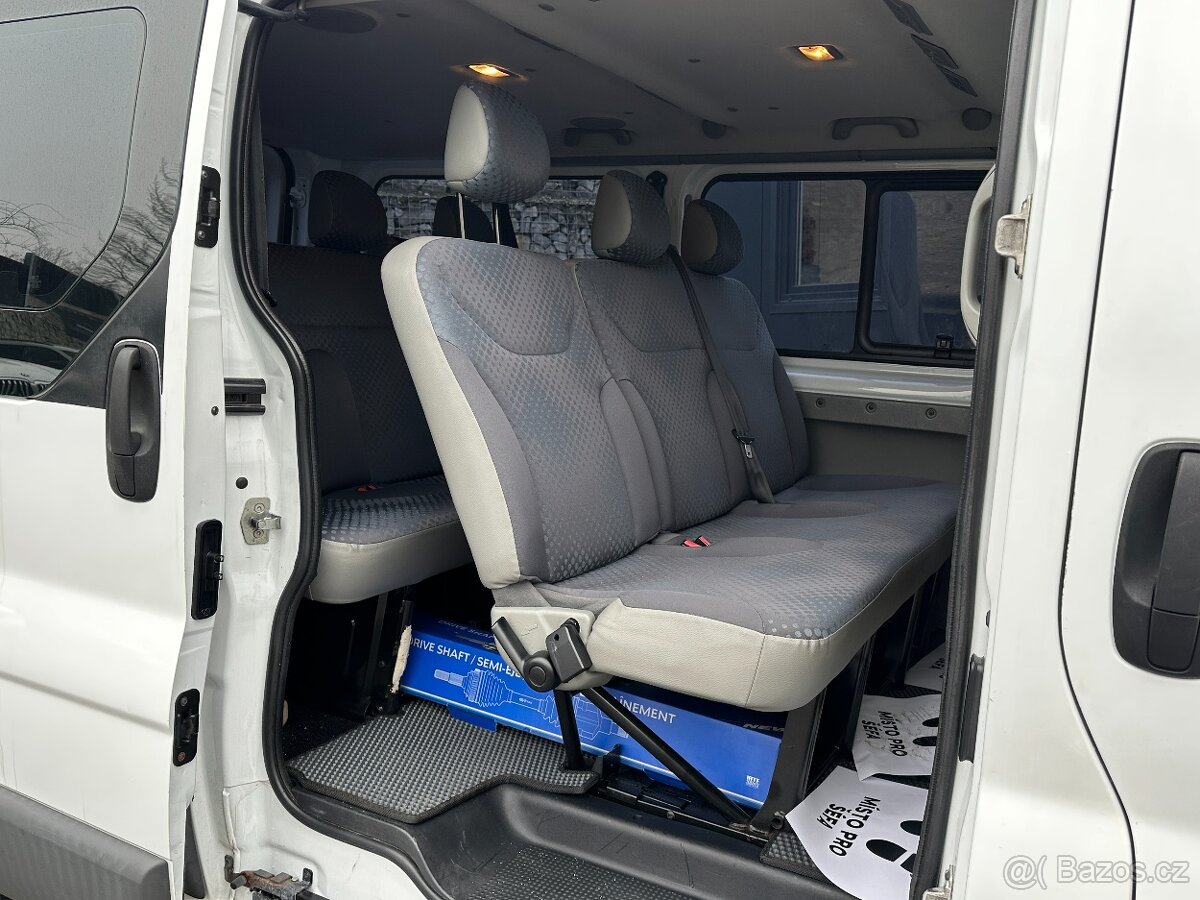 Renault Trafic 2009 - 17