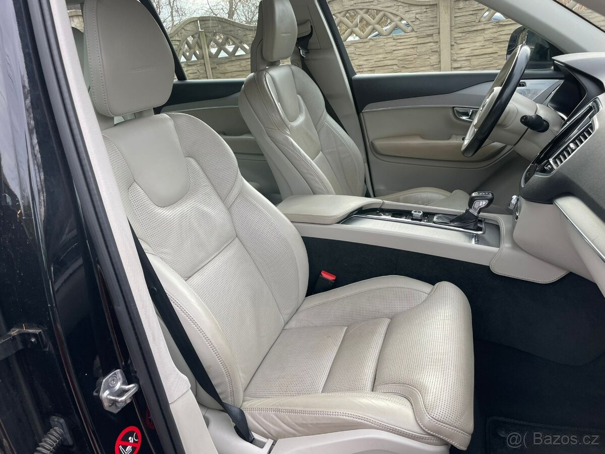 Volvo XC90 D5 ČR DPH 4X4 AUTOMAT TAŽNÉ - 17