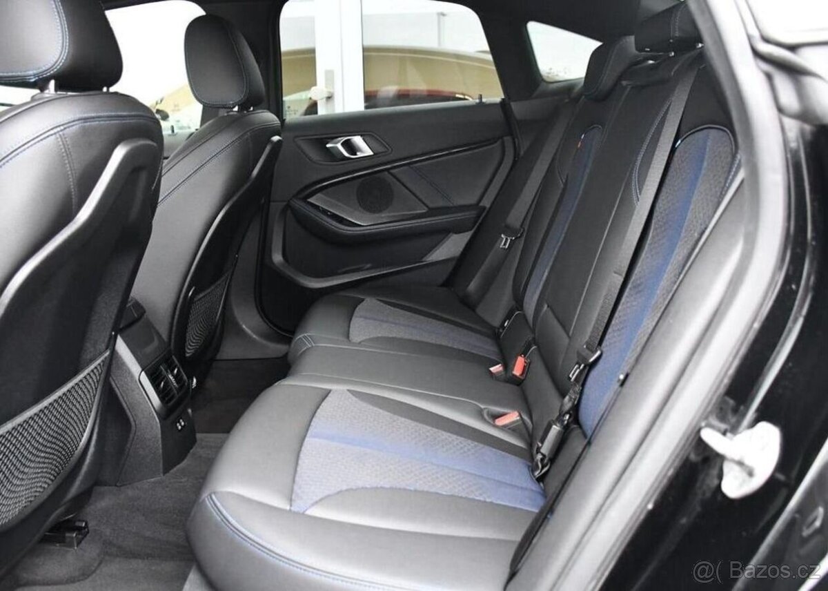 BMW Řada 2 218d M-SPORT ČR 1.MAJ - 17