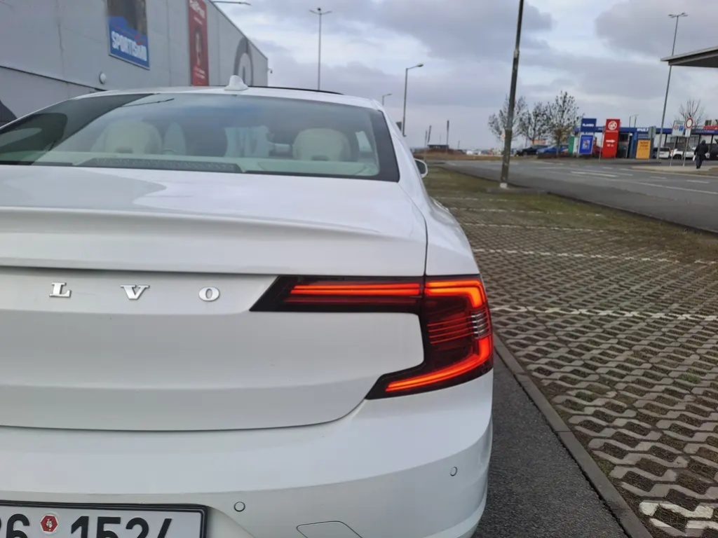 Volvo S90, 2.0 145KW ČR 2.MAJ EXTRA PĚKNÉ - 17