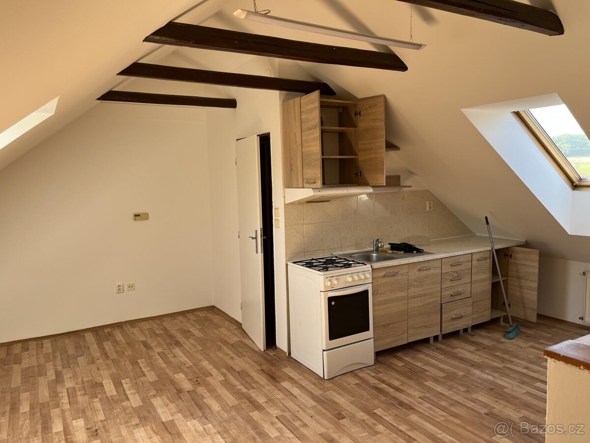 Prodej bytového domu ve Svitavách, 18 bytových jednotek - 17