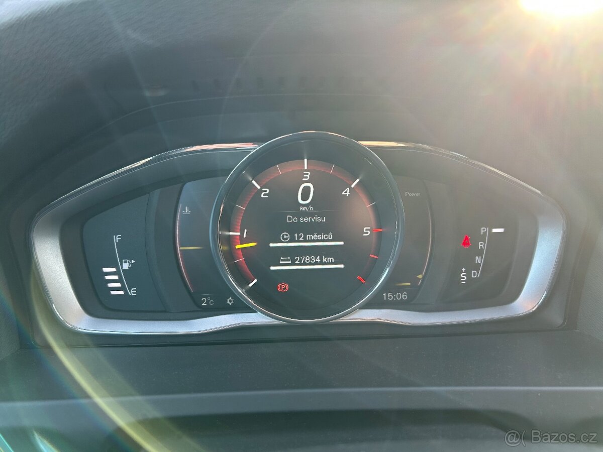 Volvo V60 Cross Country AWD - 17