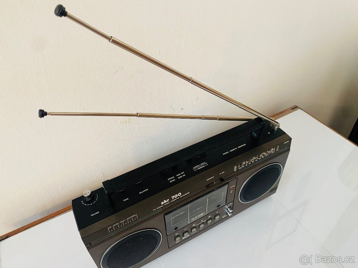 Radiomagnetofon RFT SKR 700, rok 1987 - 17