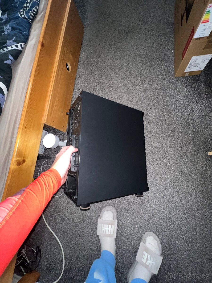 GPU Radeon Sapphire 7600 8GB, CPU intel core i5-13400F - 17