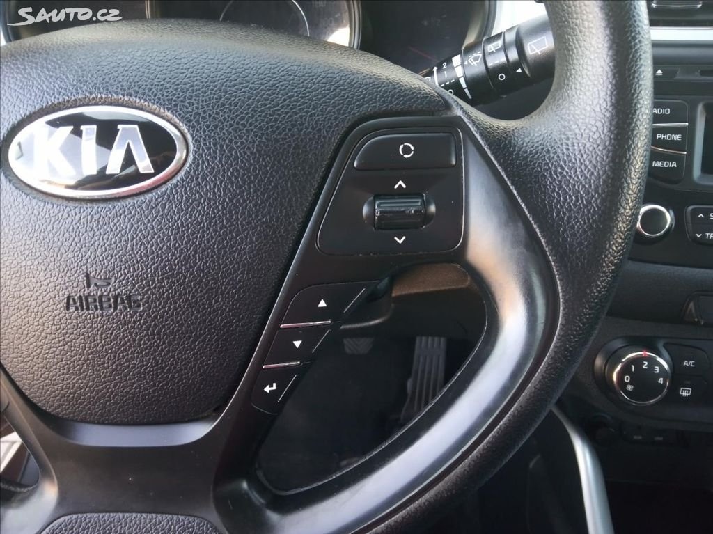 Kia Cee´d 1,4 CRDi 66kW KLIMA ESP - 17