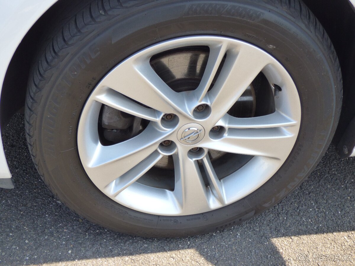 Opel Insignia 2,0 CDTI LED - 17