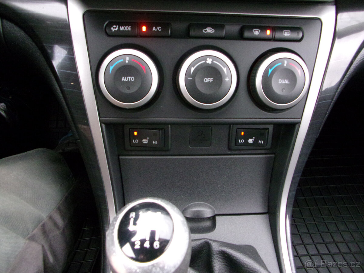 Mazda 6 Dynamic sport 2.5i 16V kombi,xenony,kůže,BOSE - 17