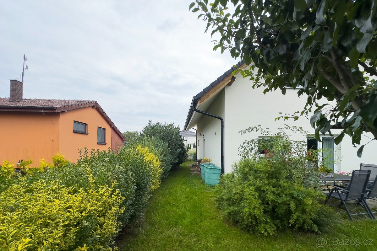 Prodej RD 6+kk_158 m² + garáž, pozemek 475m2, Úvaly u Pha - 17