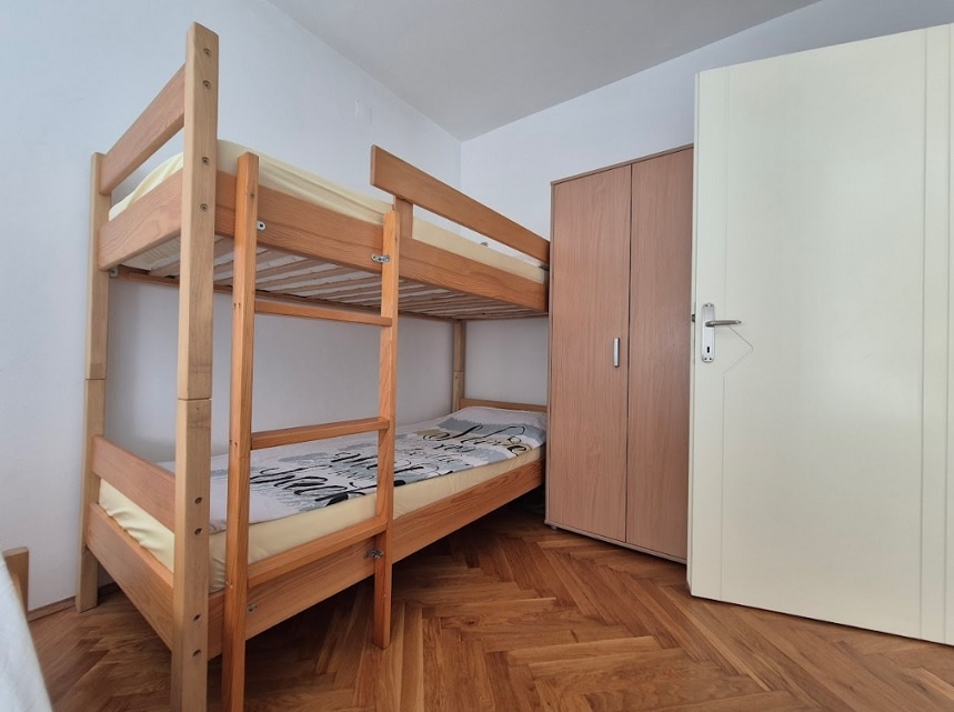 ☀NOVALJA (HR) - 2-izbový byt 45 m2 na prízemí so záhradou - 17