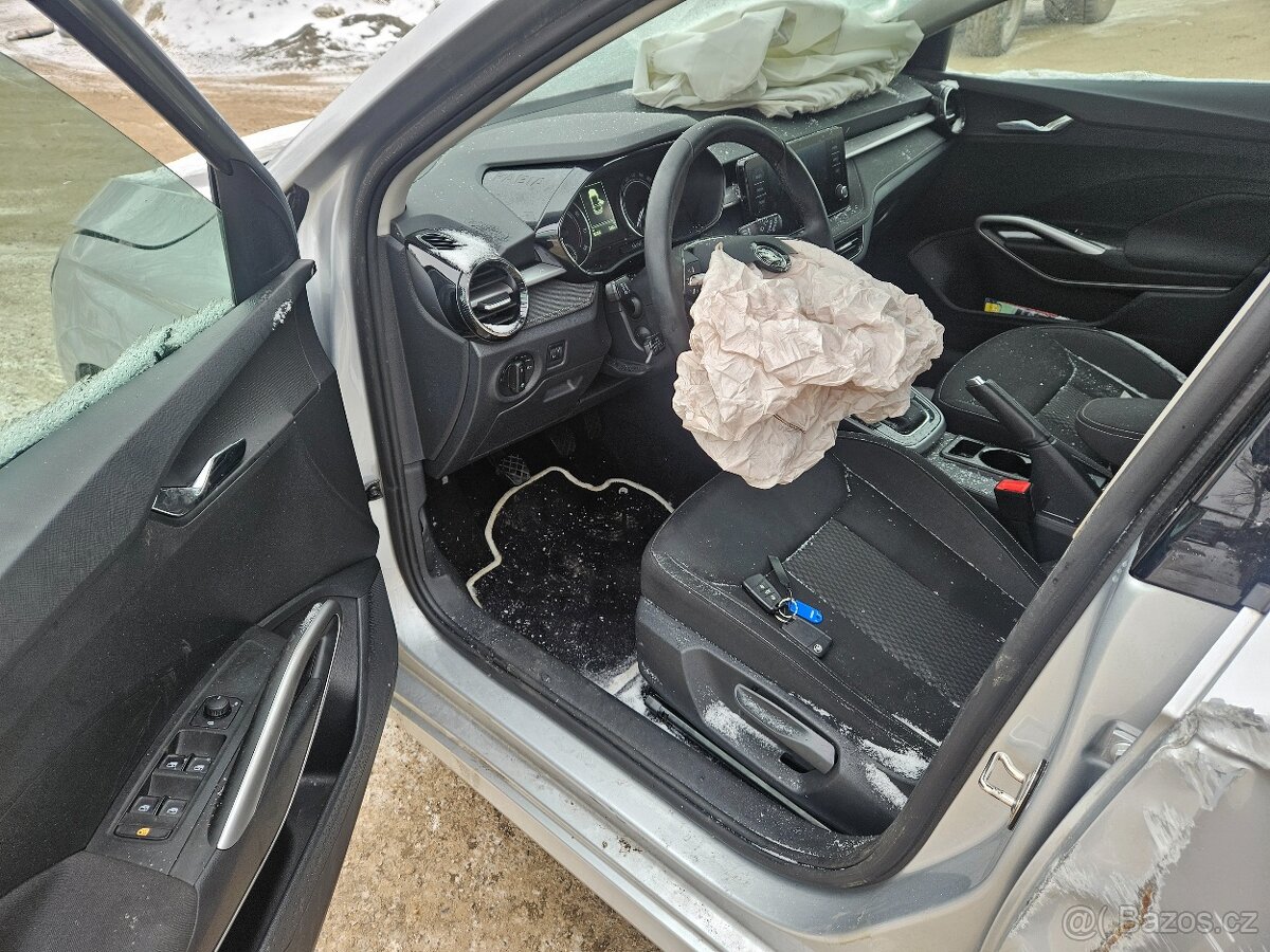 Škoda Fabia IV 1.0 TSI 81kw Style 2023 - 17