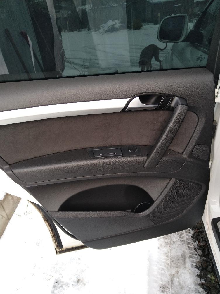 prodám Q7 S-line automat nez.top.na DO - 17