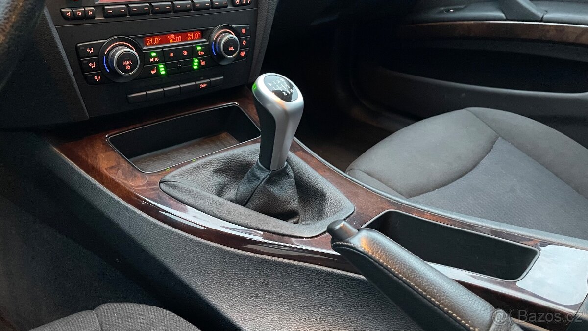 BMW E91 320D HARMAN/KARDON XENONY 1.MAJITEL - 17