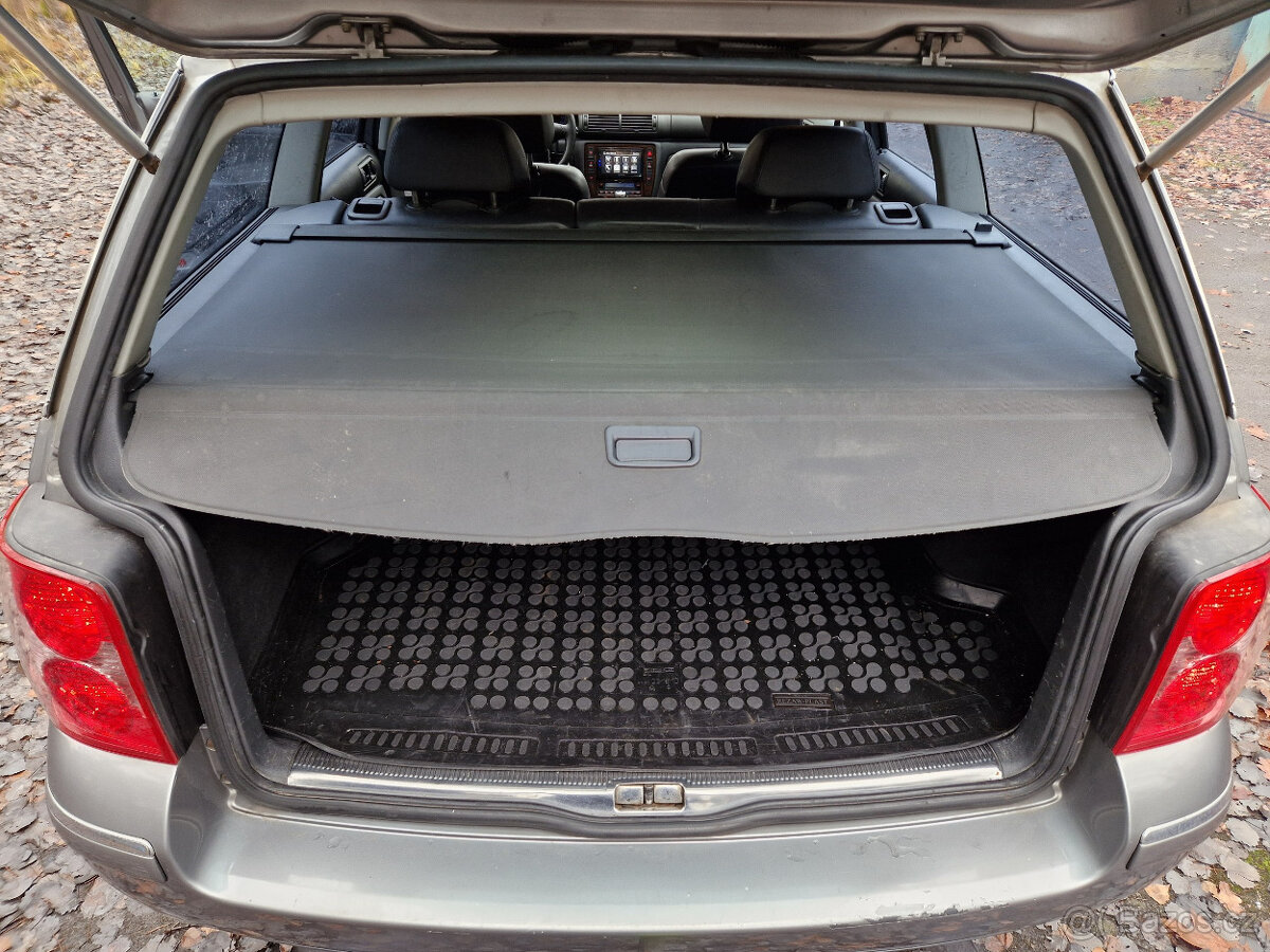 2004 VW Passat Variant 2.5 TDI V6 (BDH) 4motion 6MT - 17