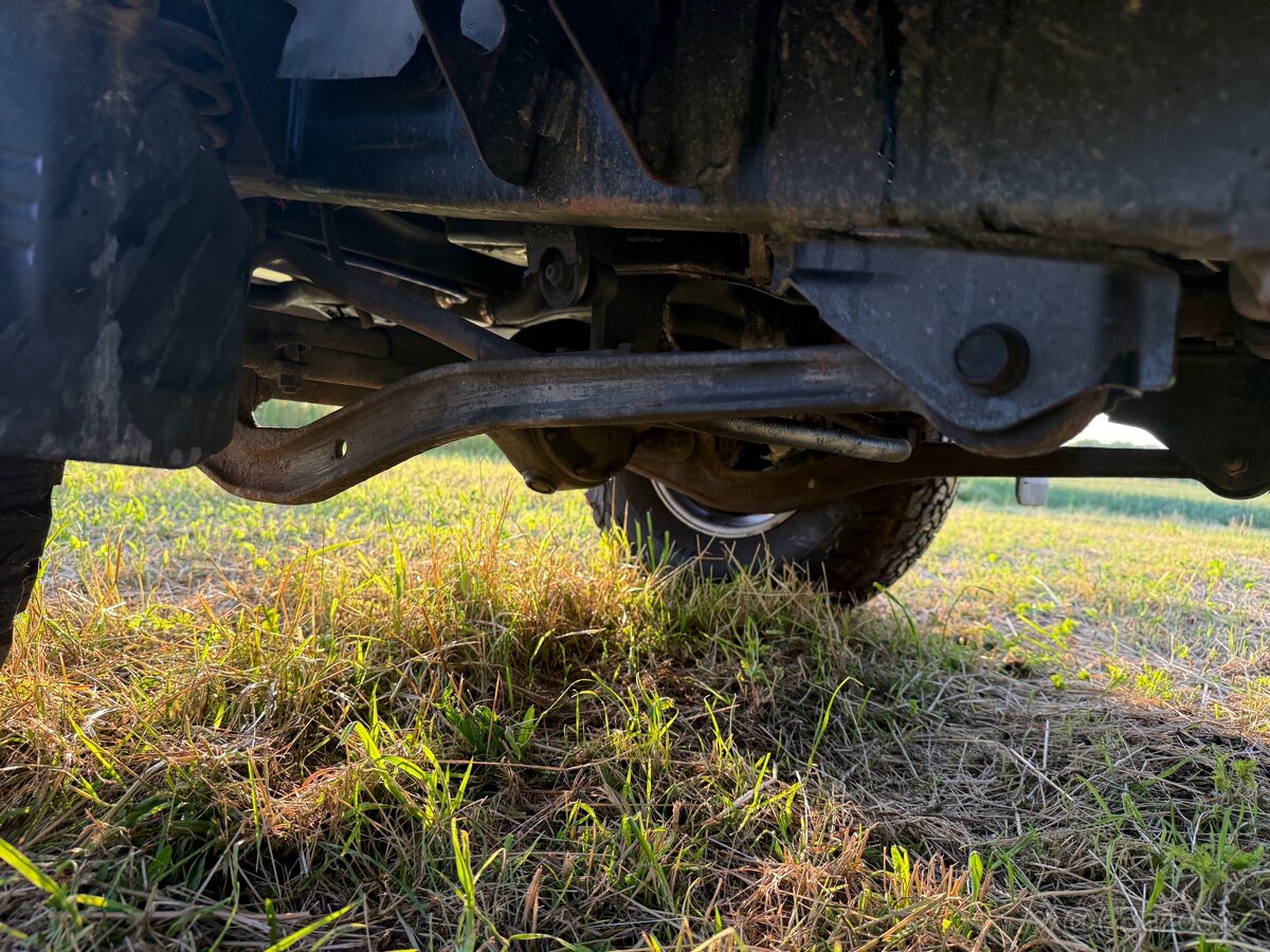 Toyota Land Cruiser 70 3.0 TD - Nová cena - 17