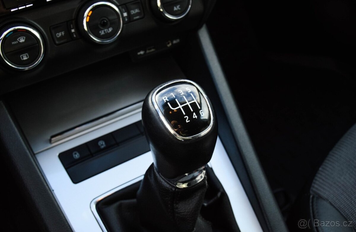 Škoda Octavia 3 Combi 2.0 TDI Elegance/Style - 17