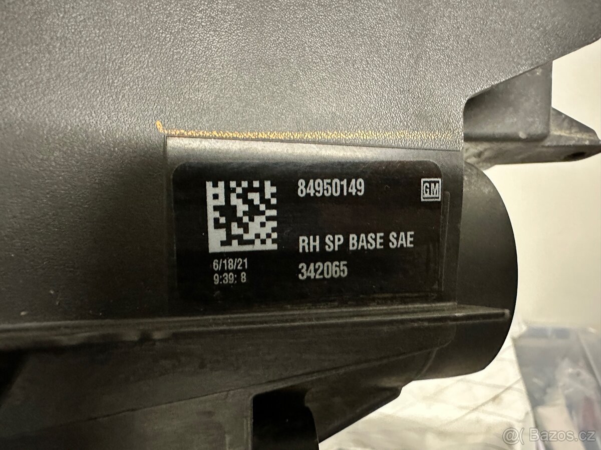 Cadillac Escalade světla - 17