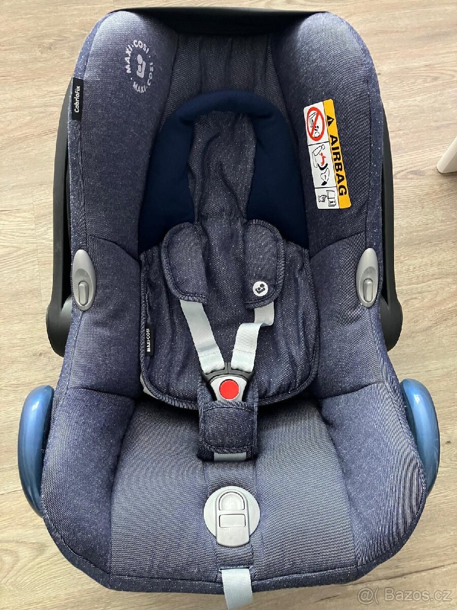 Autosedačka CabrioFix se základnou FamilyFix maxicosi - 17