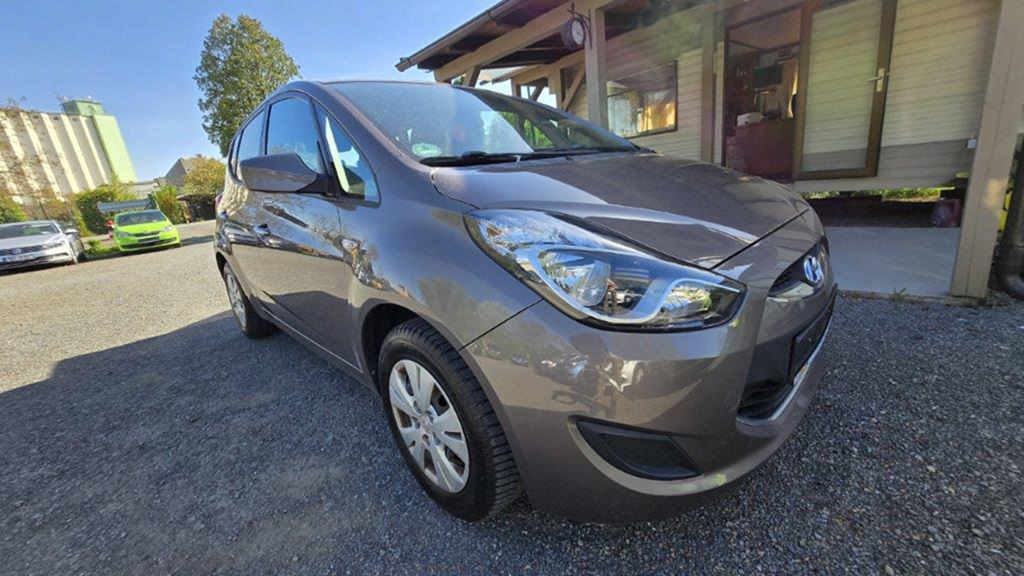 HYUNDAI ix20 1.4VVTi FIFA WORLD CUP EDITION 1MAJITEL - 17