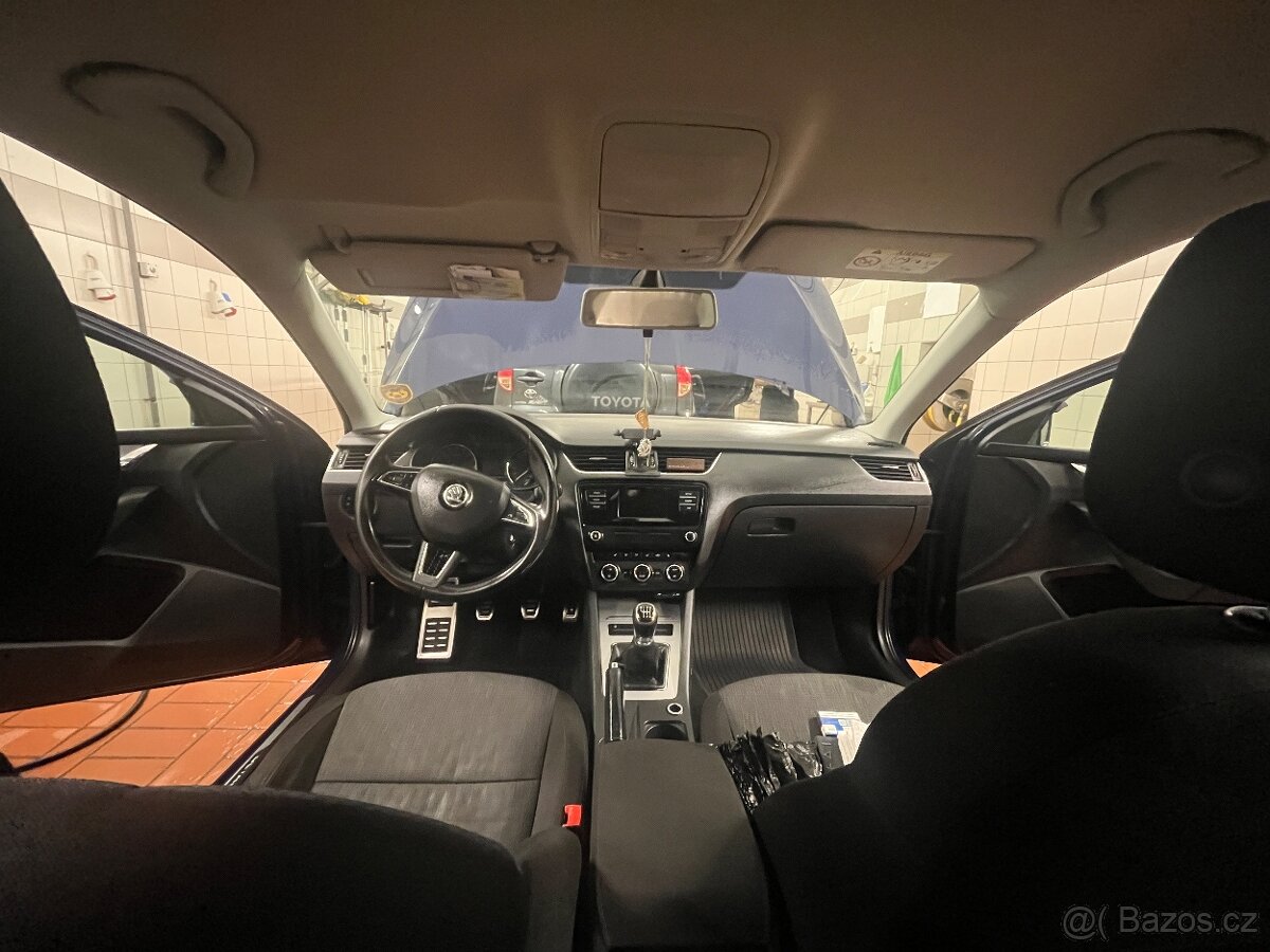 Škoda Octavia 3 combi 2.0tdi 110kw - 17