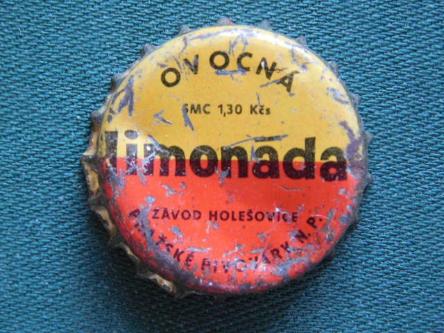 Koupím - Zátky od Piva a Limonád a jiné - Napište telefon - - 17