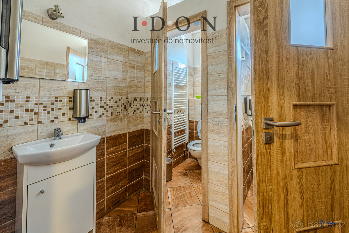 Prodej zavedené restaurace v Měrkovicích, investiční příleži - 17