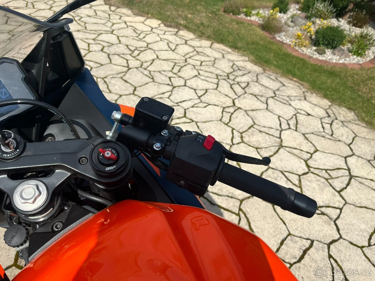 KTM RC 390 (2022) 1. majitel, koupena nová v ČR, odpočet DPH - 17