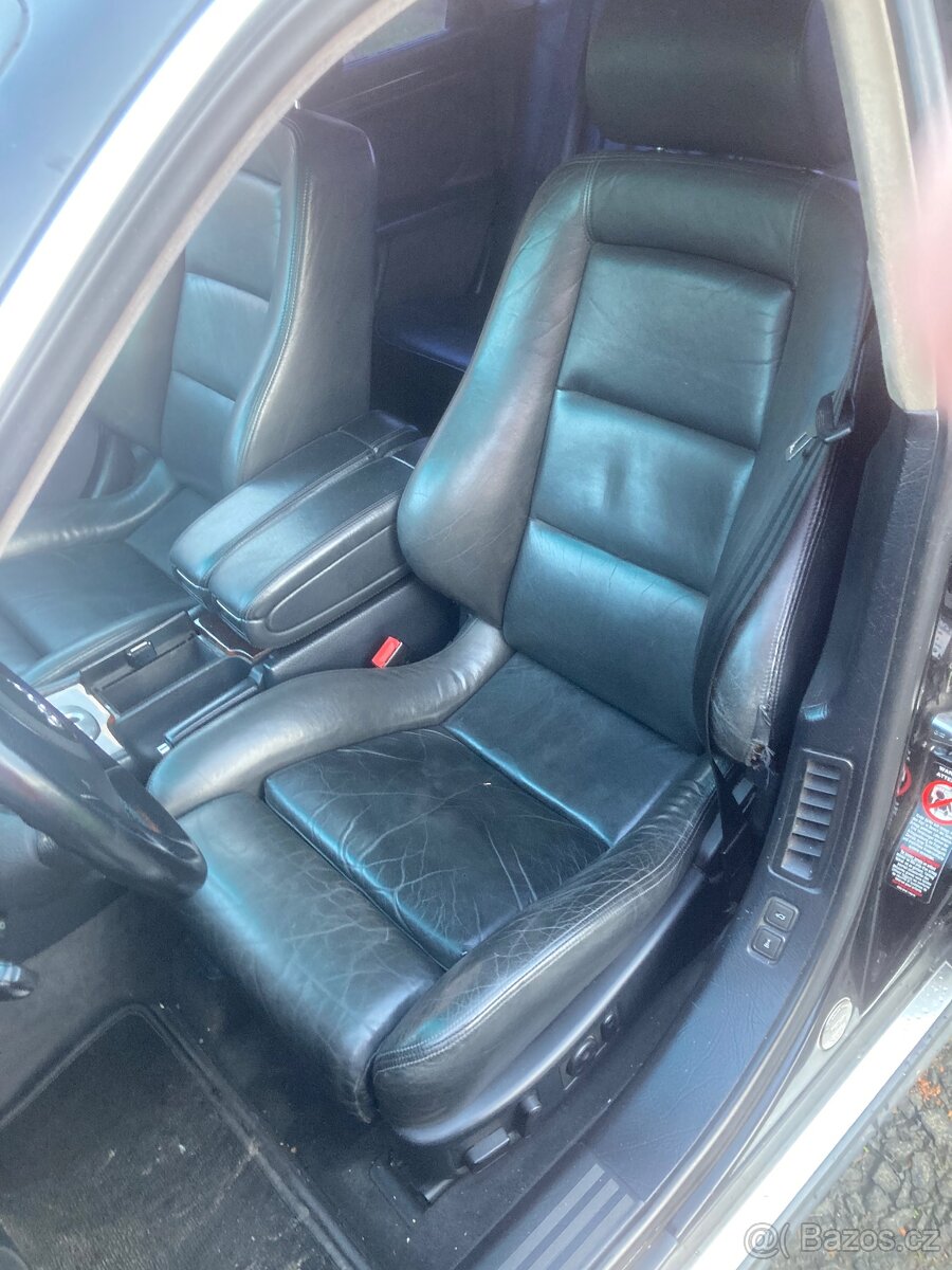 Audi A8 quatro 4.2 - 17