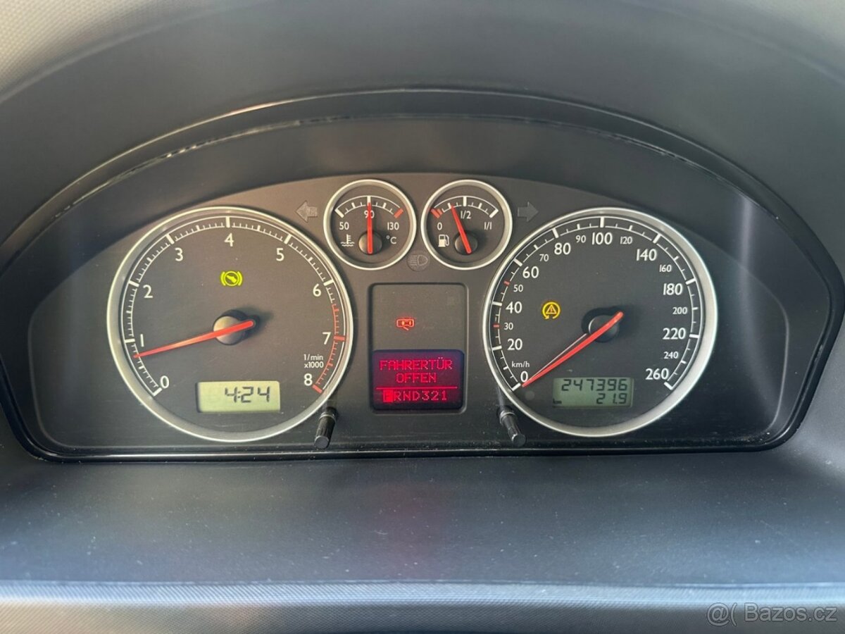 Prodáme Volkswagen Sharan 2.0i 85kw Automat - 17