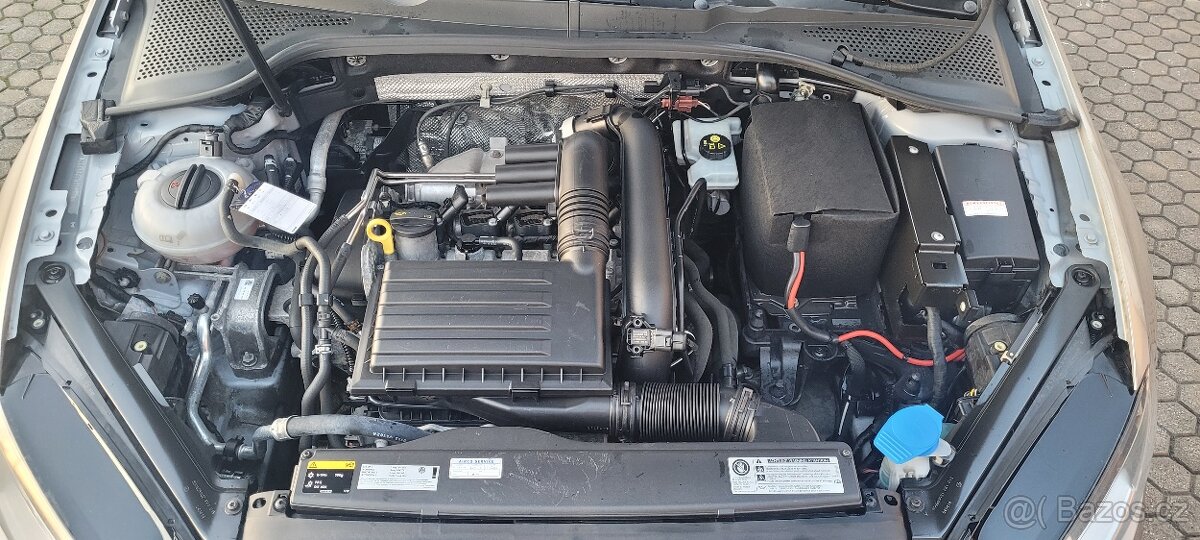 VW Golf 1,2TSi 77kW benzín Comfortline - 17