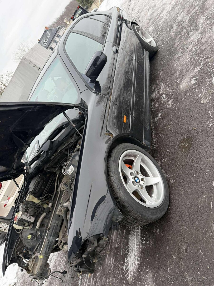 Náhradní díly BMW e39 cosmosschwarz - 17