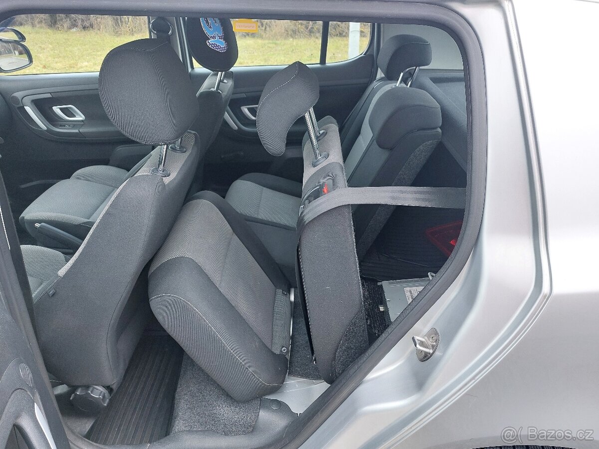 Prodám Škoda Fabia II - 17