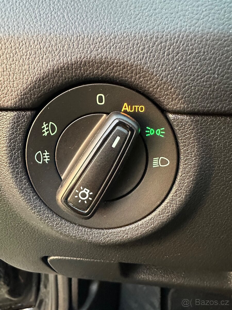 Škoda Octavia 3 facelift,1.6 Tdi 85 kw , 1 majitel 2017 - 17