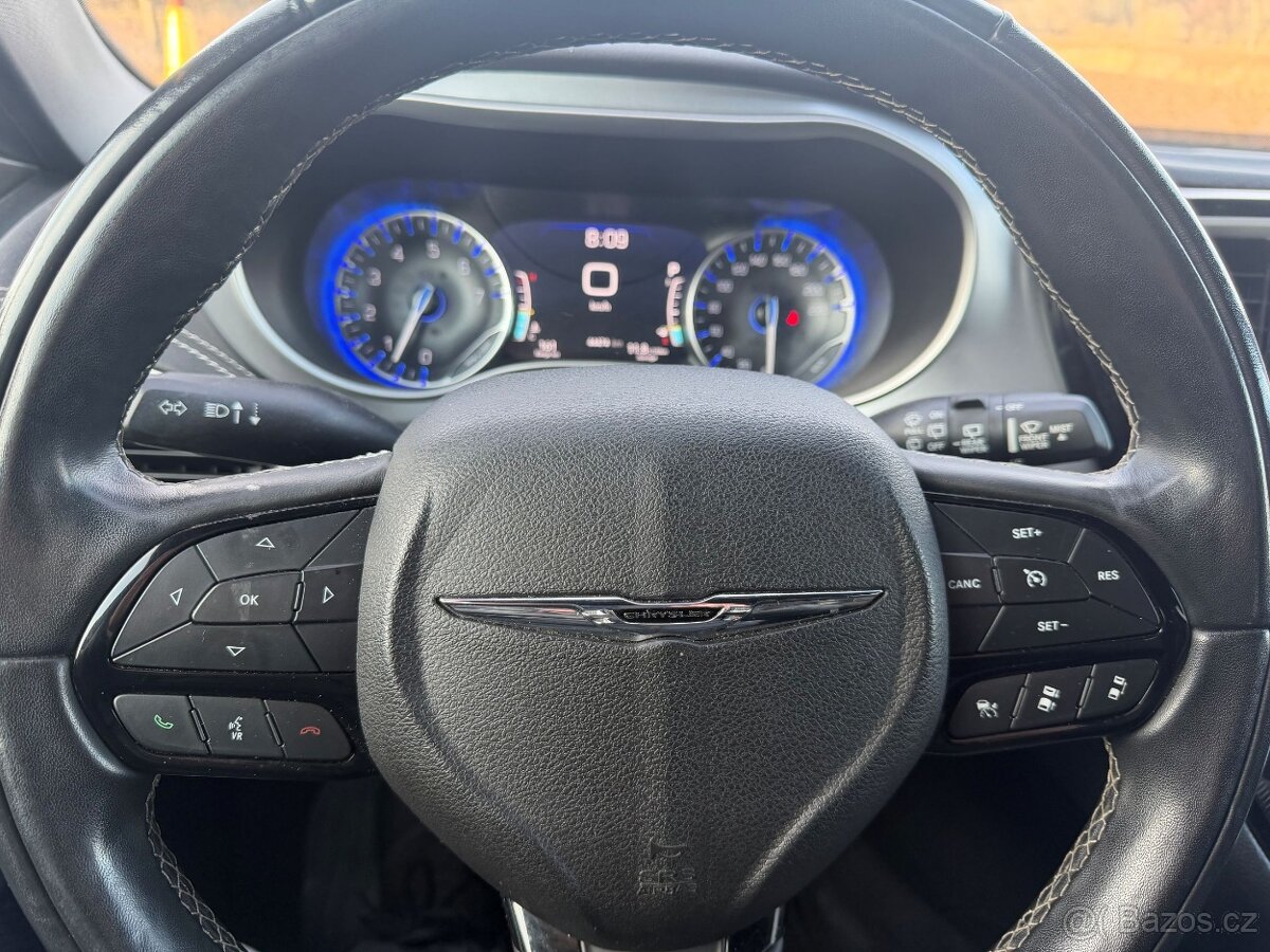 Chrysler Pacifica 3,6 4x4 AWD S type Radar 2022 - 17