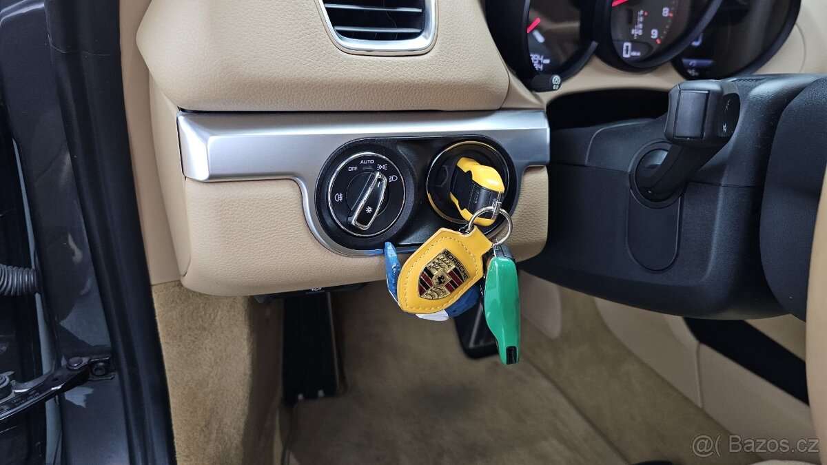 2015 PORSCHE CAYMAN 3.4S - 17