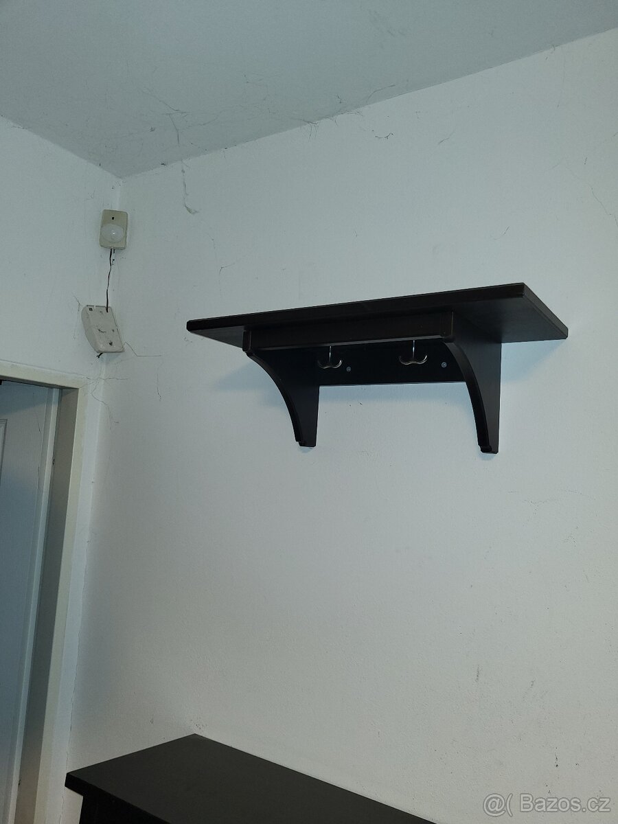 Ikea Hemnes nábytek - 17