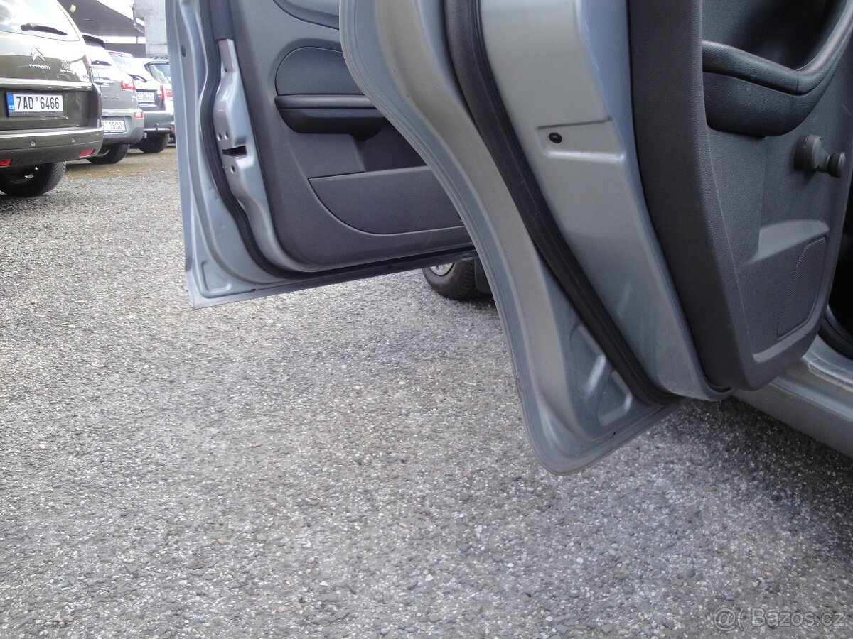 Prodám Ford Focus 1.6,TDCi,66kw - 17