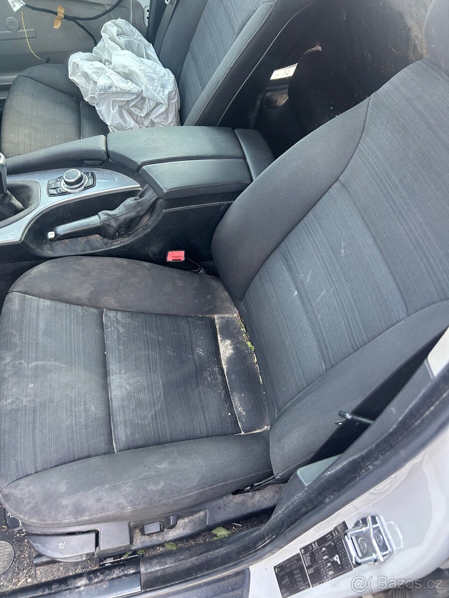 BMW e61 520D Díly - 17