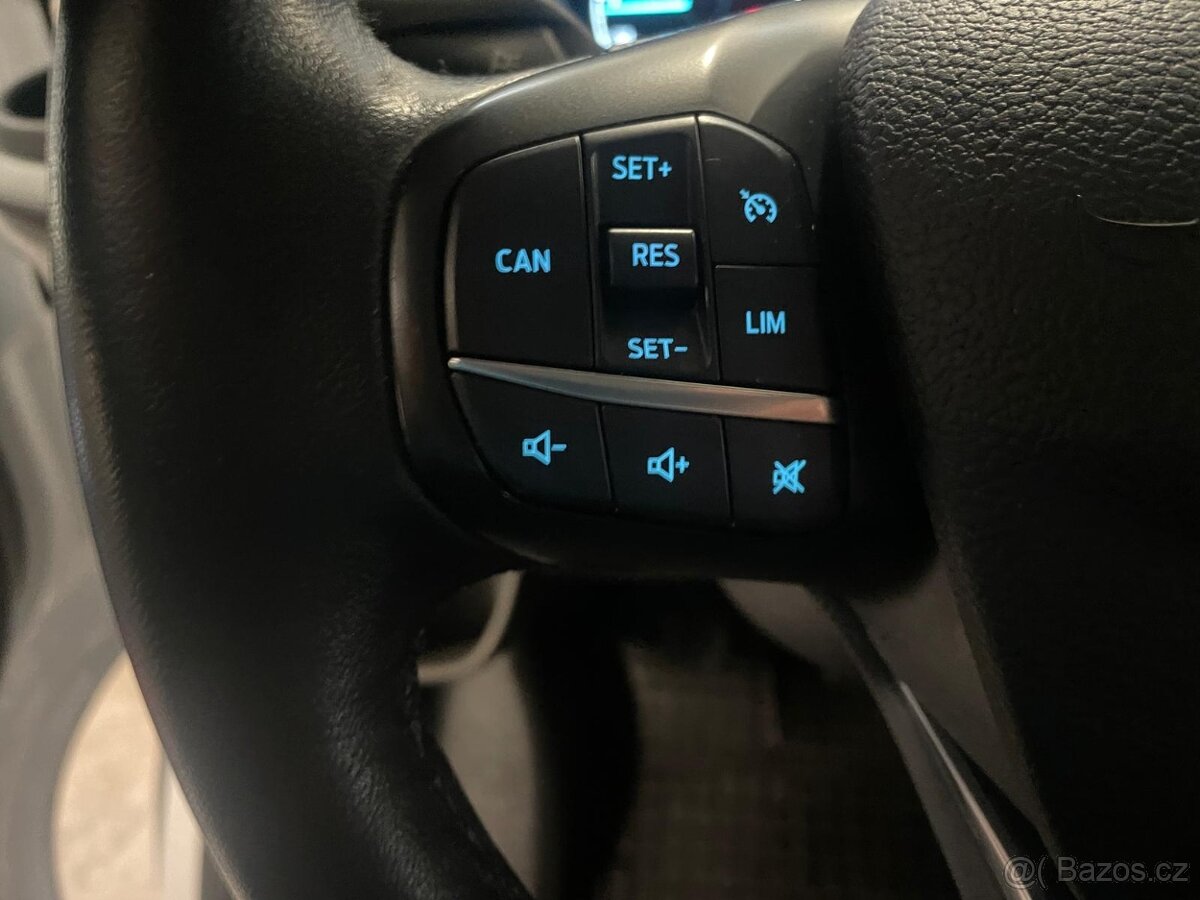 Ford Transit Custom 2,0TDCi 9Míst - 17