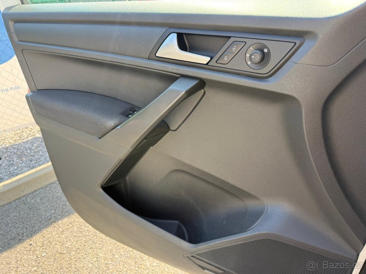 VW CADDY MAXI 2,0 TDI - 75KW, 7 MÍST, PARK. SENZORY - 17