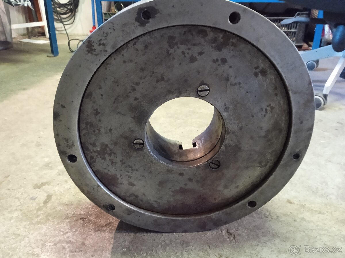 Sklíčidlo 400 k soustruhu - 17