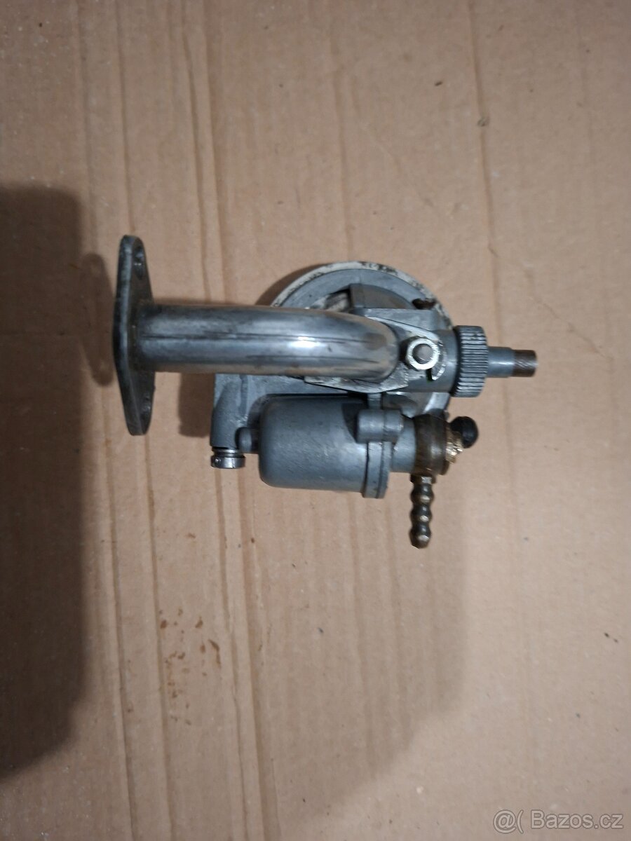 Jawa 550 parez - levostranny karburator - 17