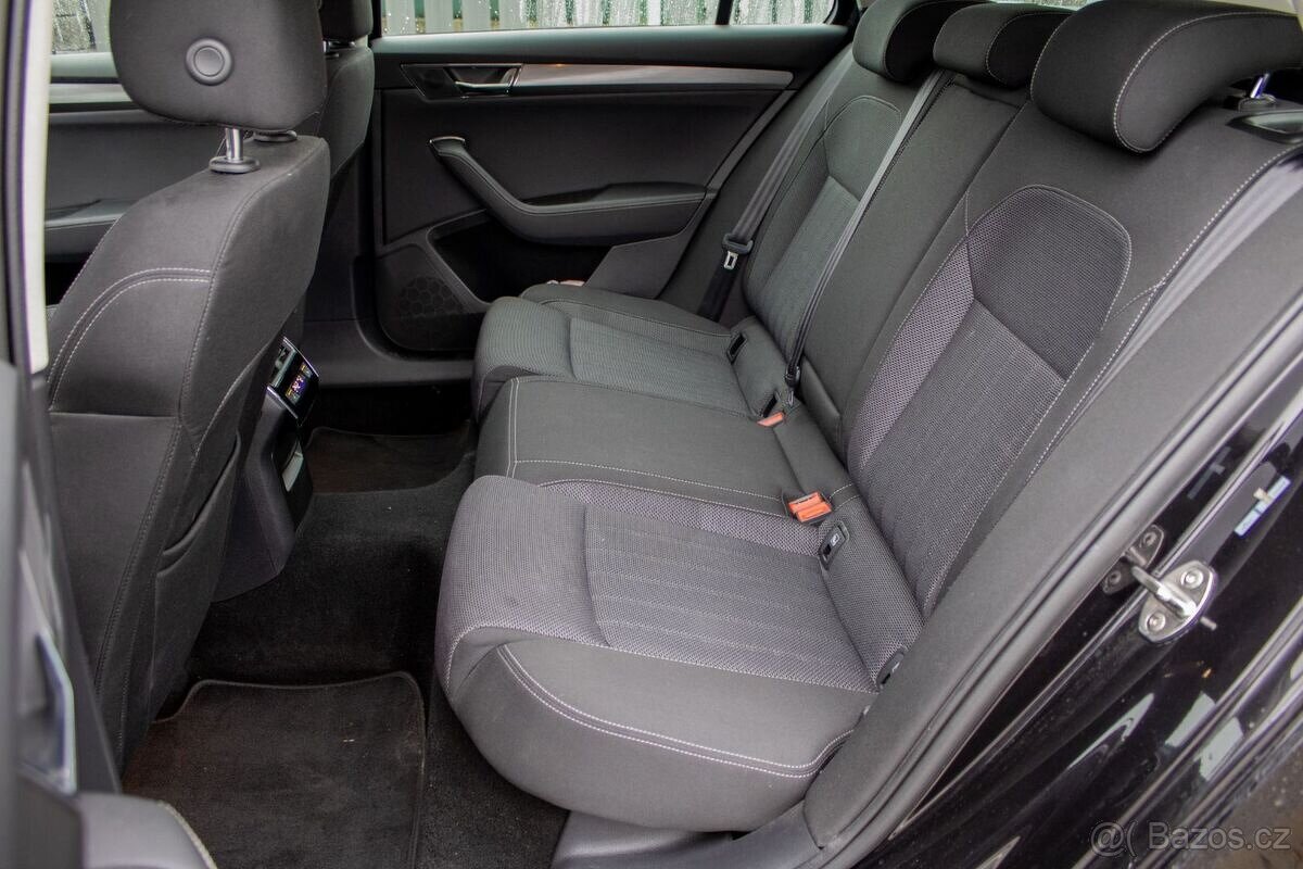 Škoda Superb Combi 2.0 TDI Style DSG - 17