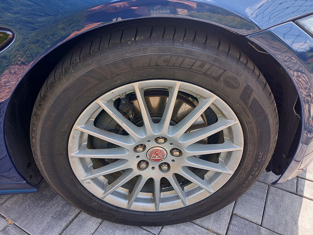 Jaguar XE 2.0D R-Sport Klima+Automat+Navi - 17