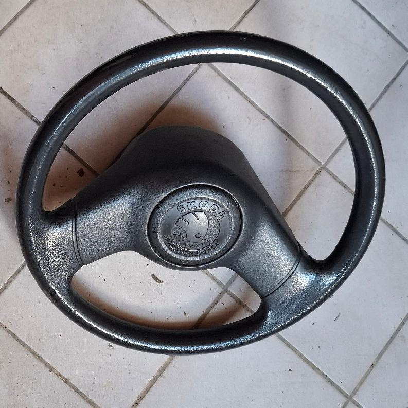 Škoda Favorit a Forman Felicie díly - 17