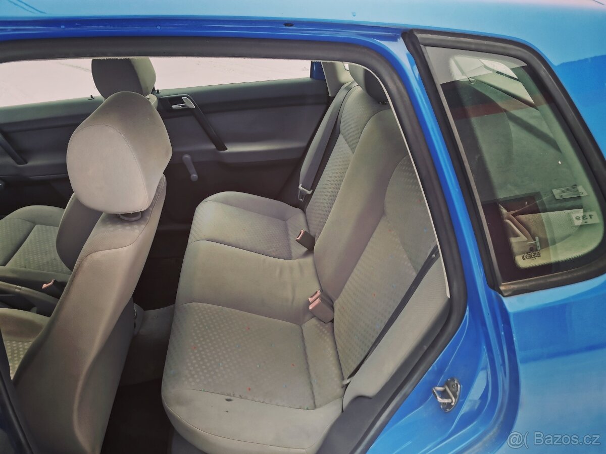 VOLKSWAGEN POLO - 17