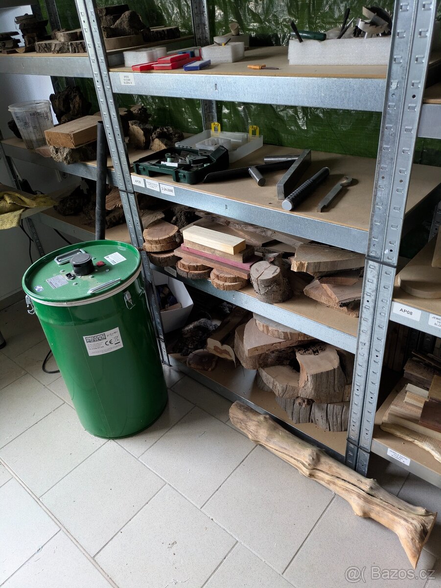 Prodám velmi dobře vybavenou dílnu na soustružení - 17