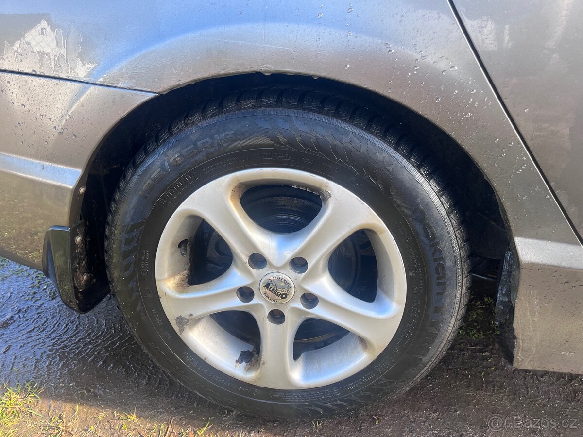 Honda Civic 1.8i-vtec - 17