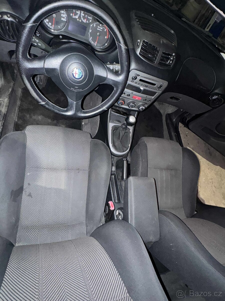 Alfa Romeo 147 1.9jtd - 17