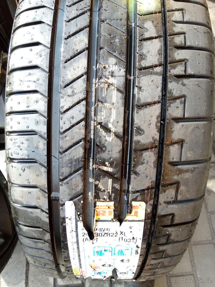 ALU 10Jx22 5x130 et45 PNEU 295/30R22 - 17